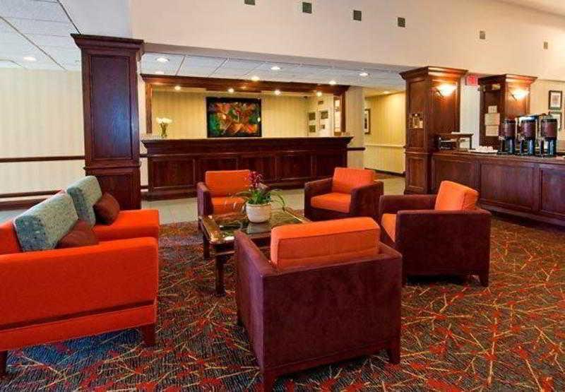 By Marriott Minneapolis 3*
