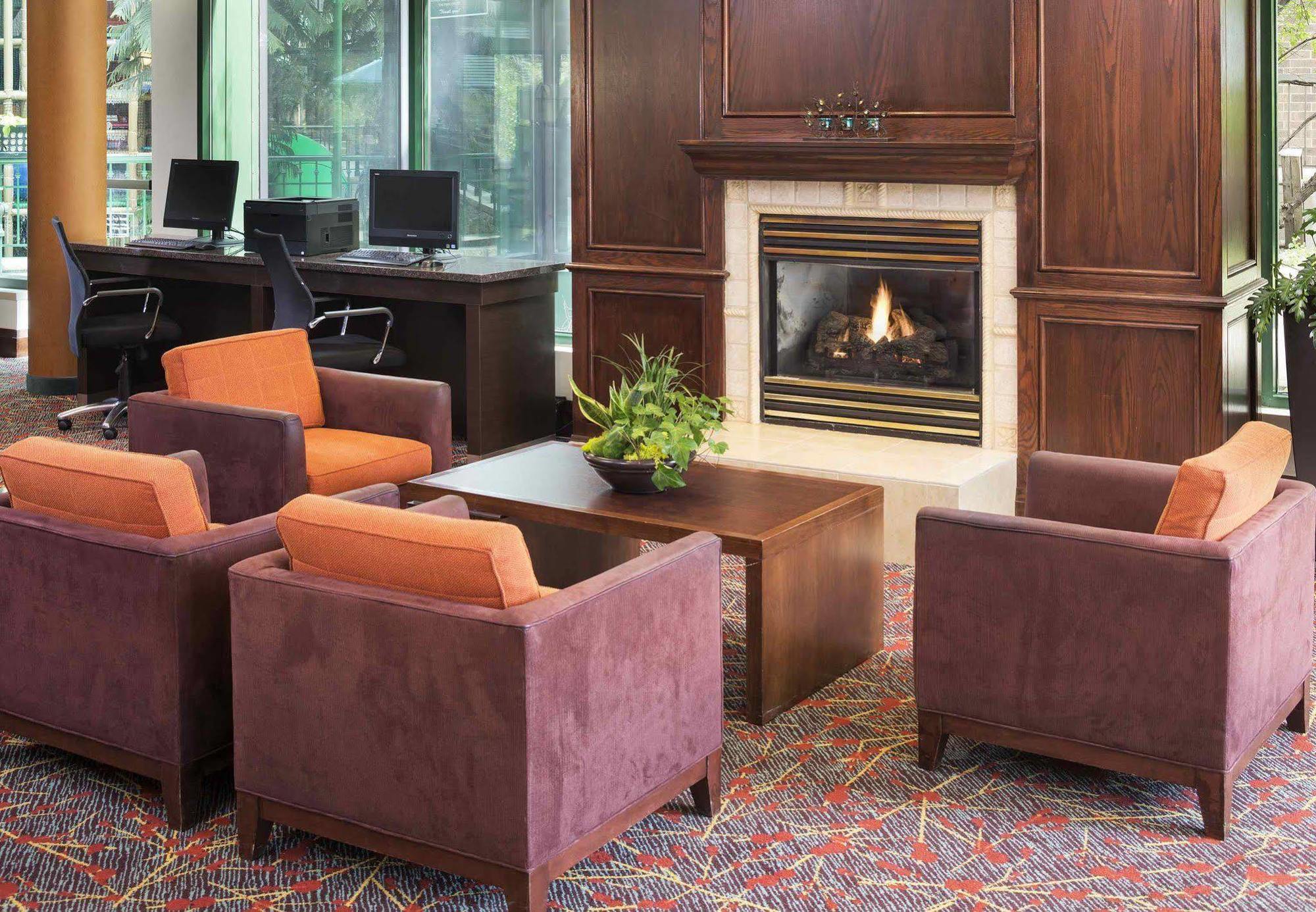 By Marriott Minneapolis Hotel Edina